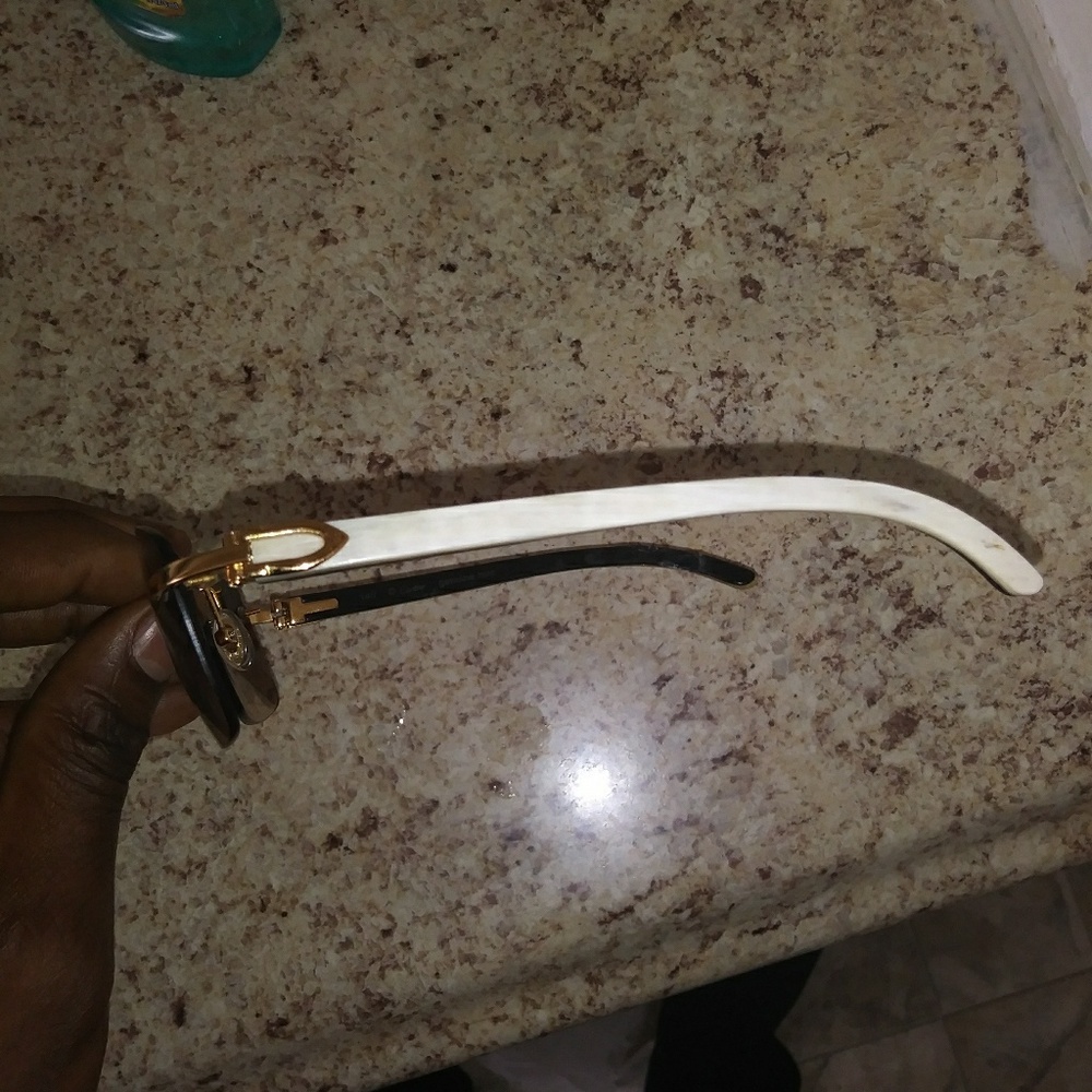 Cartier glasses - Picture 2 of 3